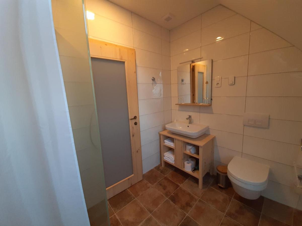 Rooms & Wine Lilek Шентиль Екстер'єр фото